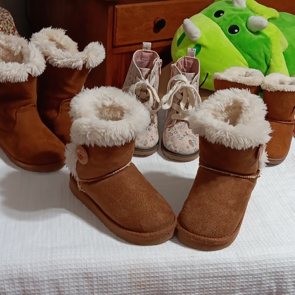 WEE STEP Sherpa faux suede Ankle Boots, sz. 9 youth girls - Picture 11 of 11